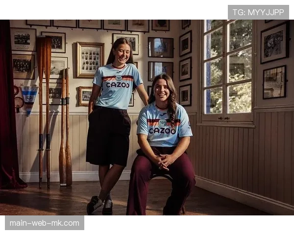 布伦特福德发布新赛季第二客场球衣，融入社区元素