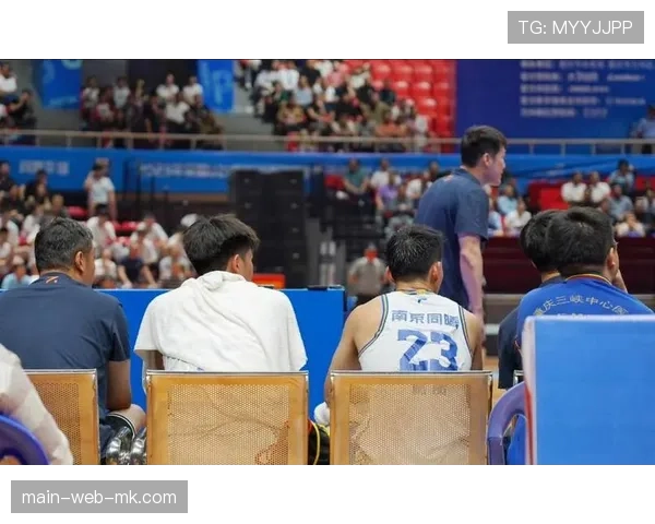 【2026年4月CBA联赛·赛中·花絮季后赛花絮：浙江主场万名球迷赛前高唱助威，营造“魔鬼主场”