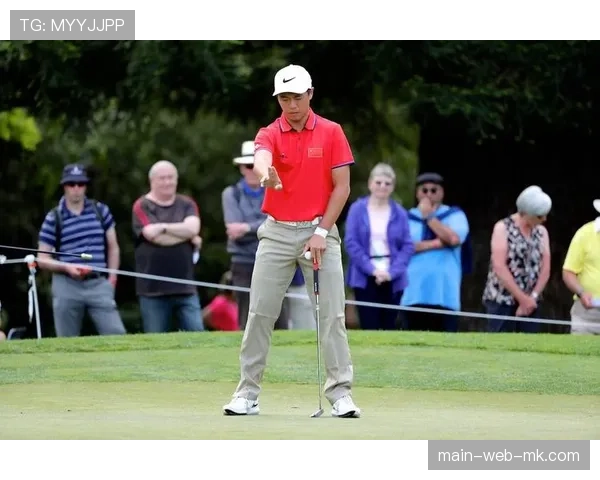 中国小将林钰鑫的突破之旅：首次在DP世界巡回赛晋级并闯入前二十